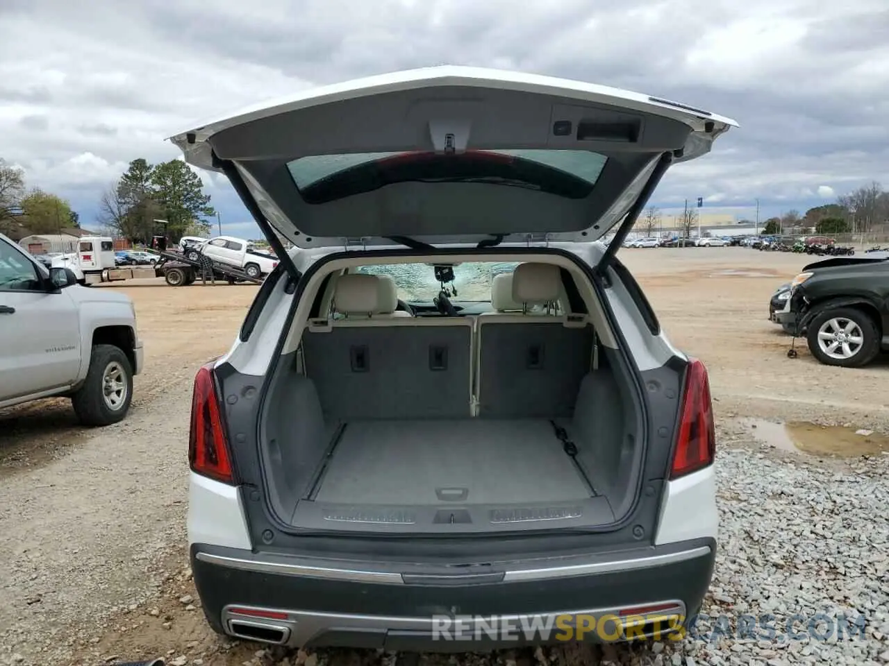 6 fotografías del automóvil dañado 1GYKNCR48PZ103975 CADILLAC XT5 2023