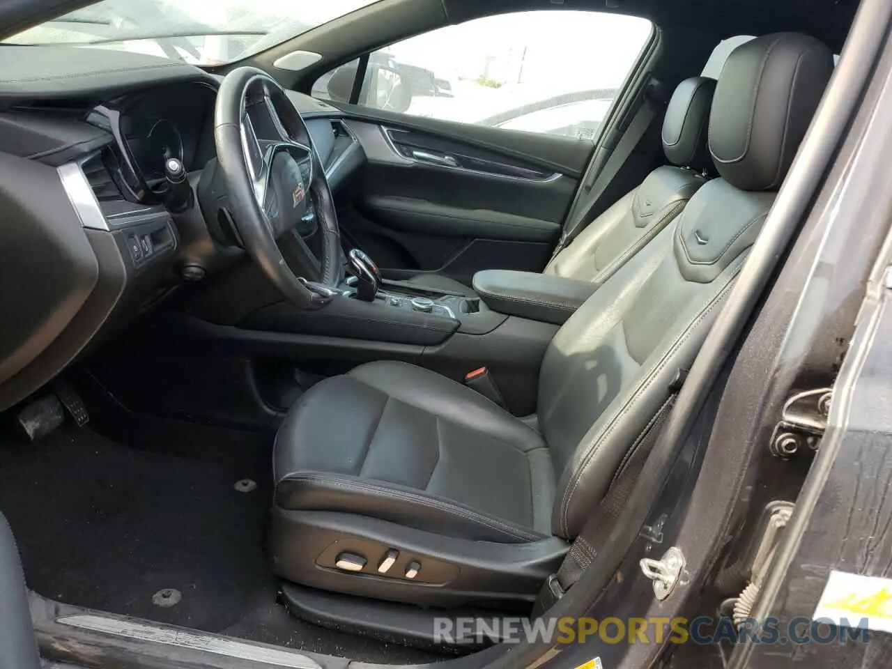 7 fotografías del automóvil dañado 1GYKNCRS0PZ173923 CADILLAC XT5 2023