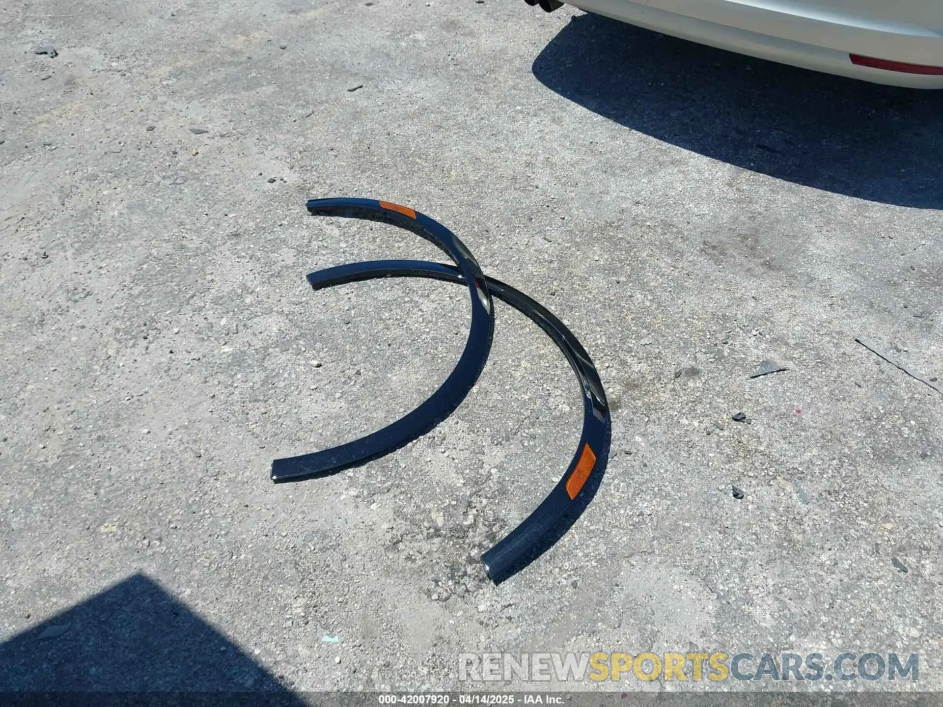 12 fotografías del automóvil dañado 1GYKNCRS1PZ148318 CADILLAC XT5 2023