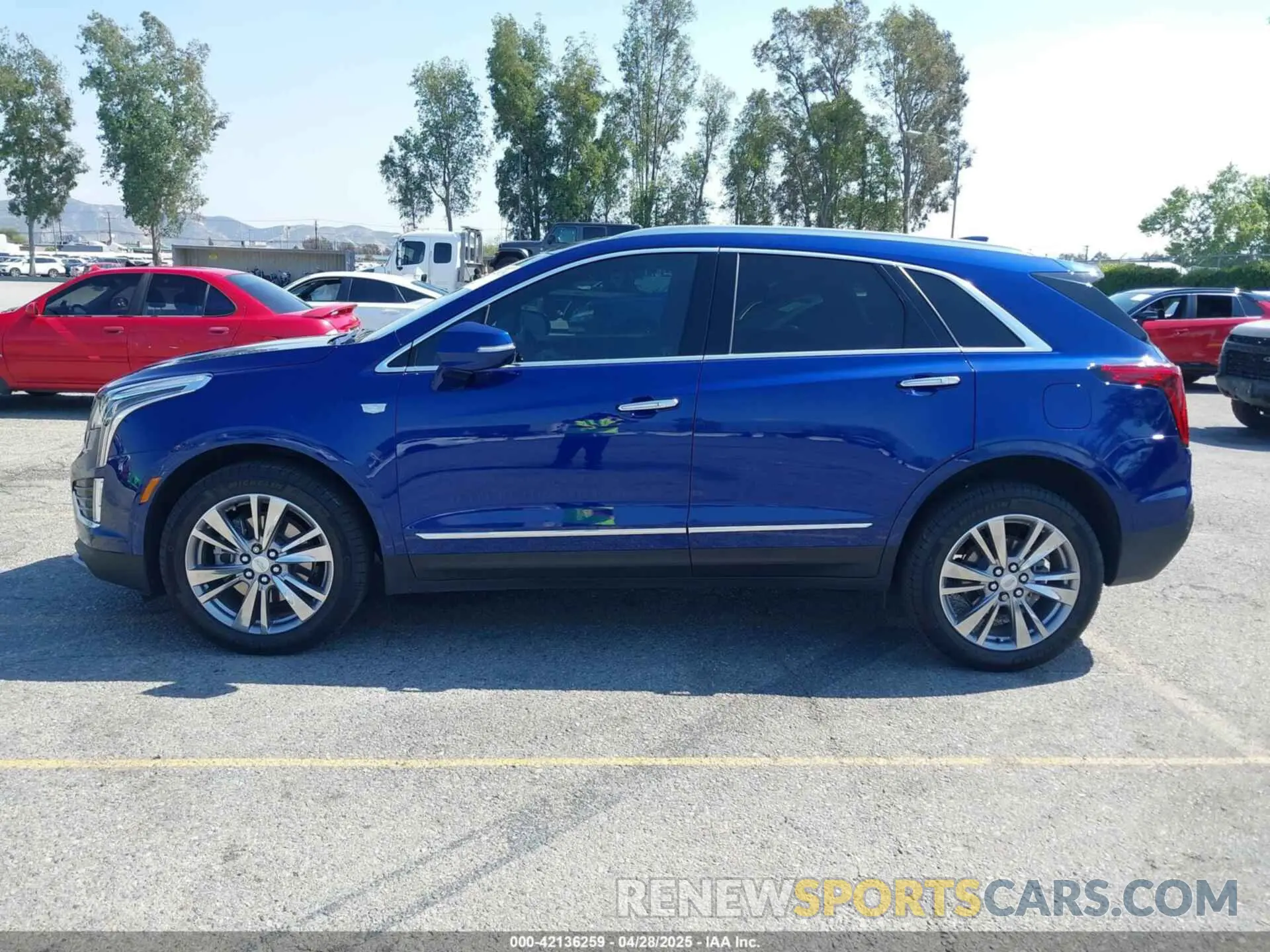 15 fotografías del automóvil dañado 1GYKNCRS3PZ176654 CADILLAC XT5 2023