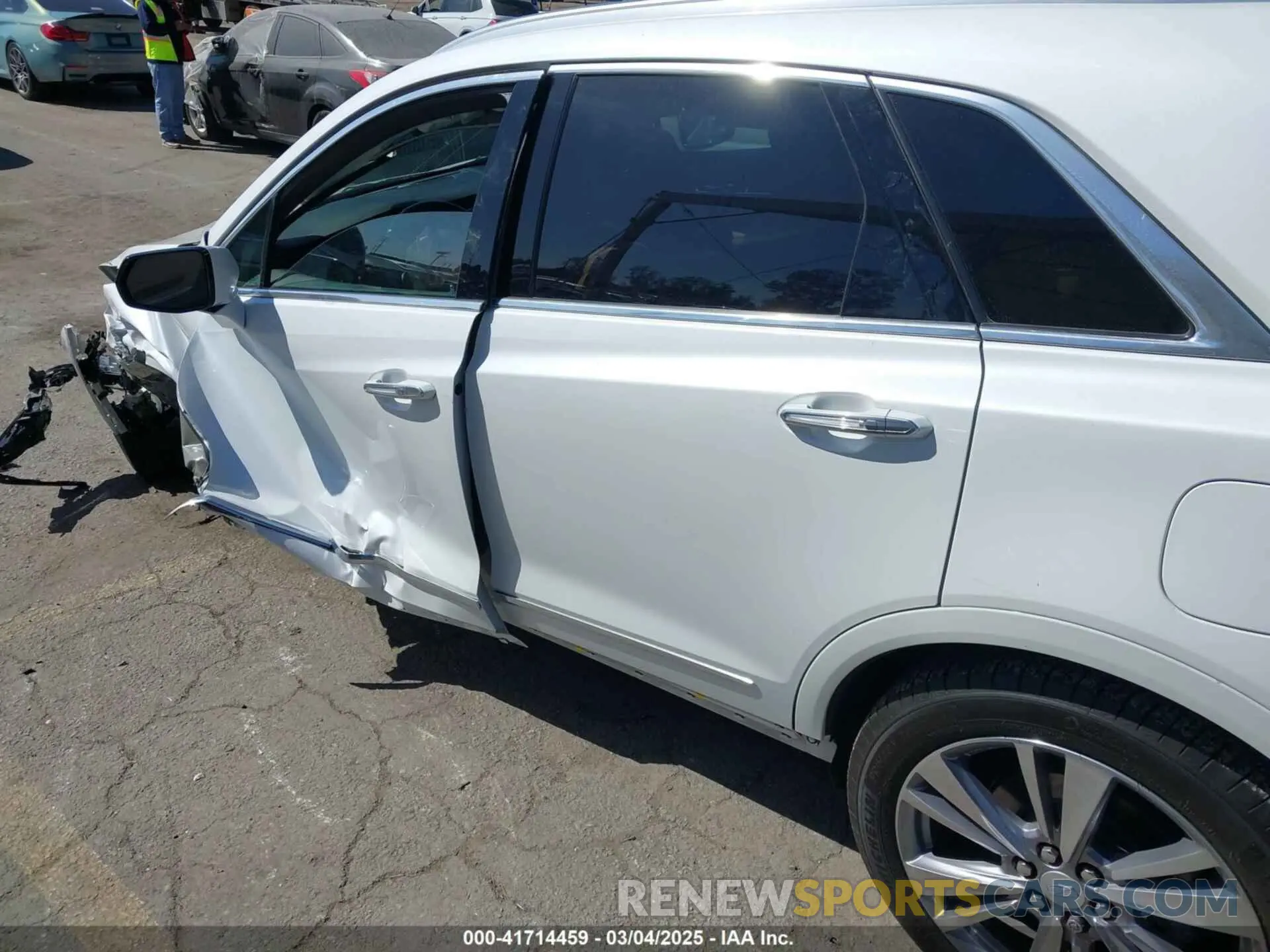 16 fotografías del automóvil dañado 1GYKNDRS4PZ195431 CADILLAC XT5 2023