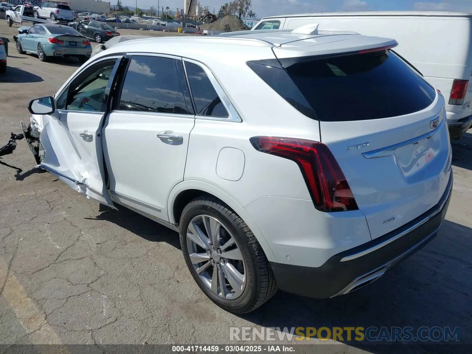 3 fotografías del automóvil dañado 1GYKNDRS4PZ195431 CADILLAC XT5 2023