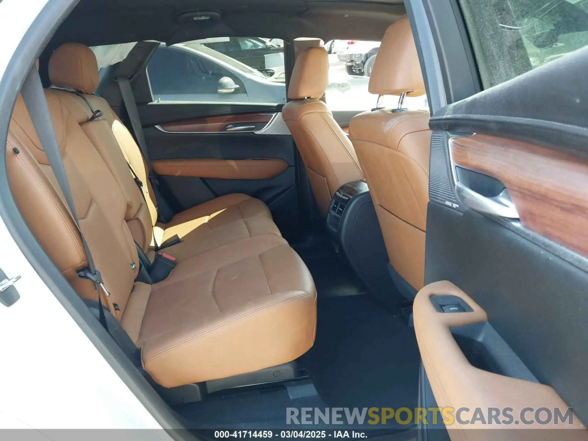 8 fotografías del automóvil dañado 1GYKNDRS4PZ195431 CADILLAC XT5 2023