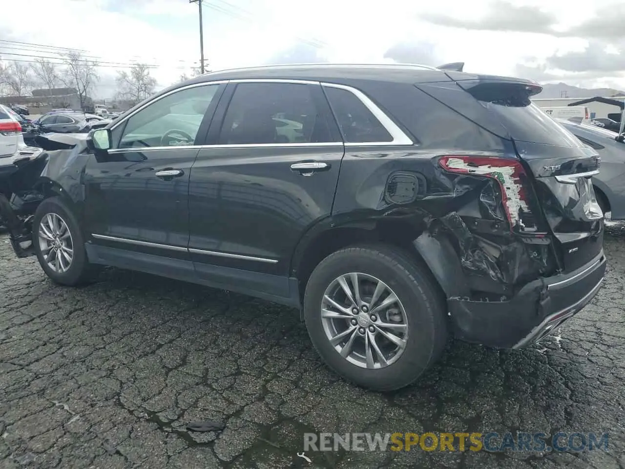 2 fotografías del automóvil dañado 1GYKNDRS6PZ144478 CADILLAC XT5 2023