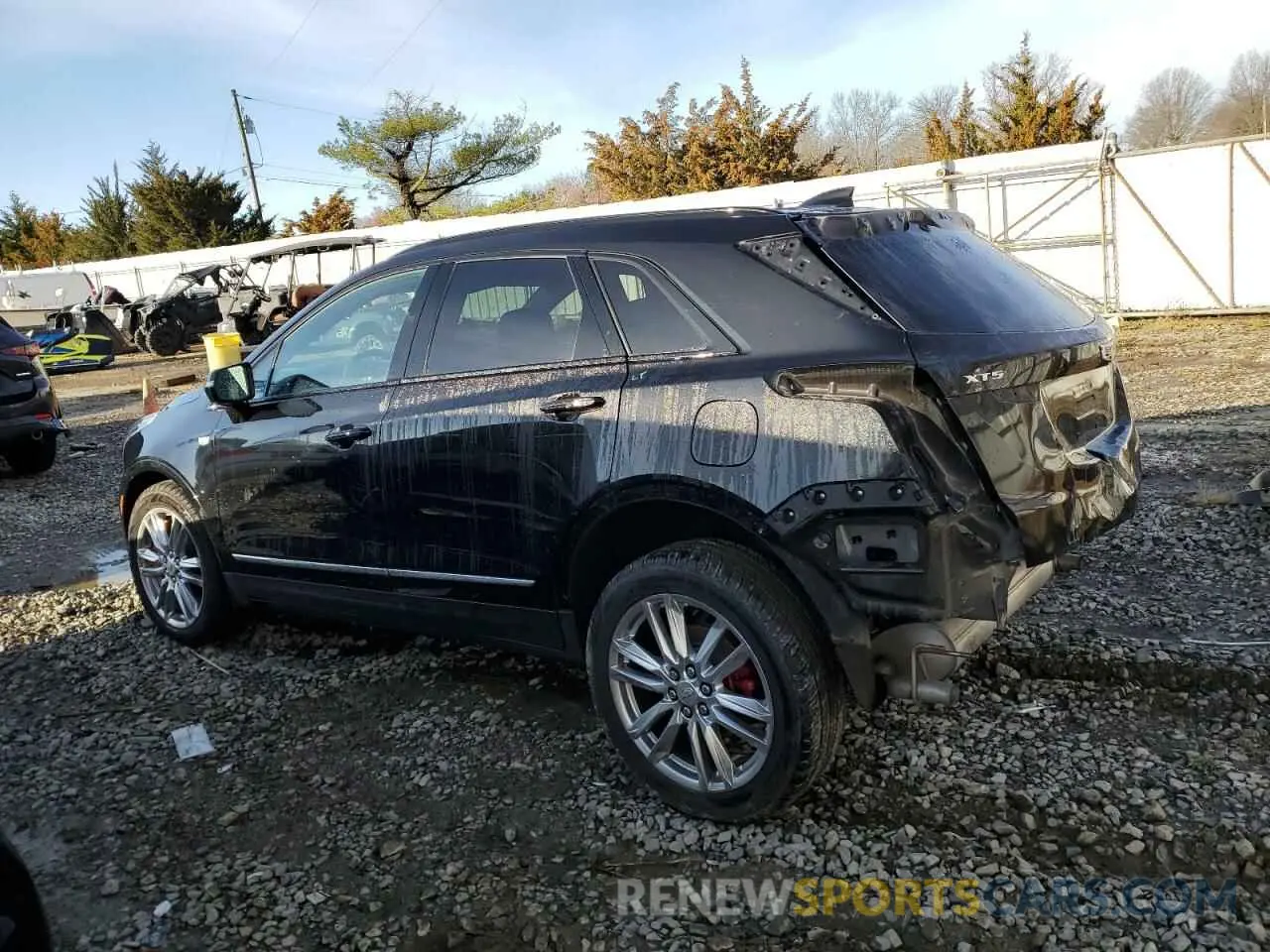 2 fotografías del automóvil dañado 1GYKNGRS6PZ131182 CADILLAC XT5 2023