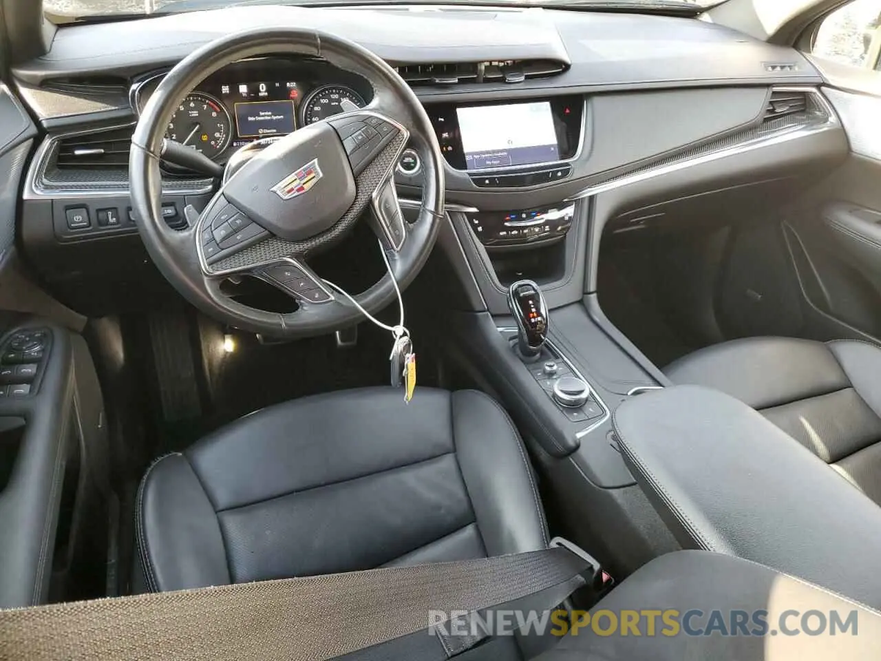 8 fotografías del automóvil dañado 1GYKNGRS6PZ131182 CADILLAC XT5 2023