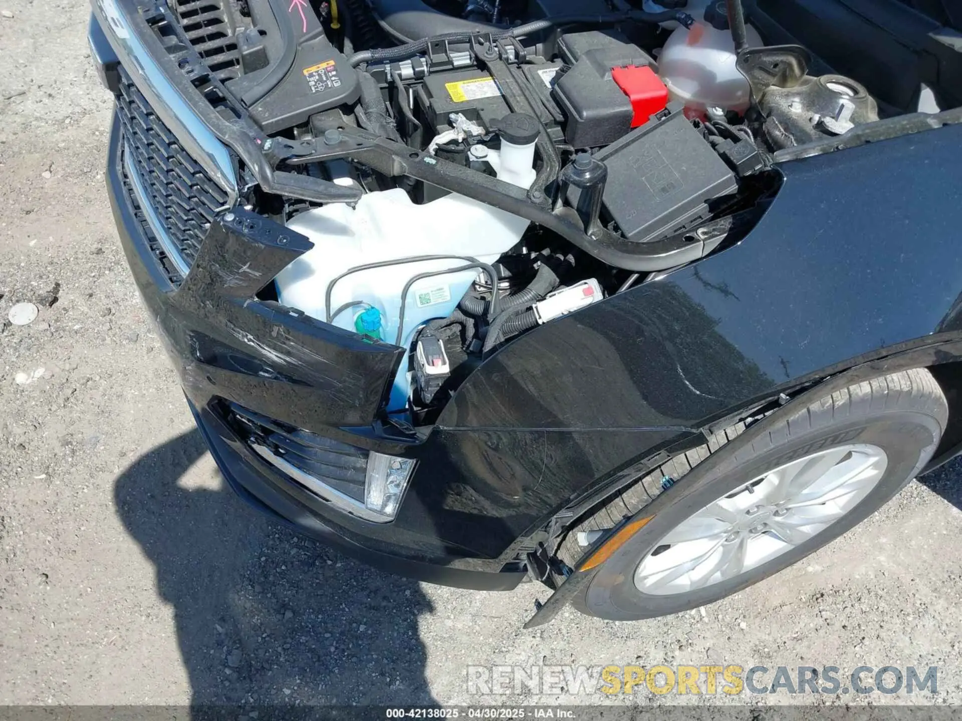 18 fotografías del automóvil dañado 1GYKNAR43RZ725293 CADILLAC XT5 2024