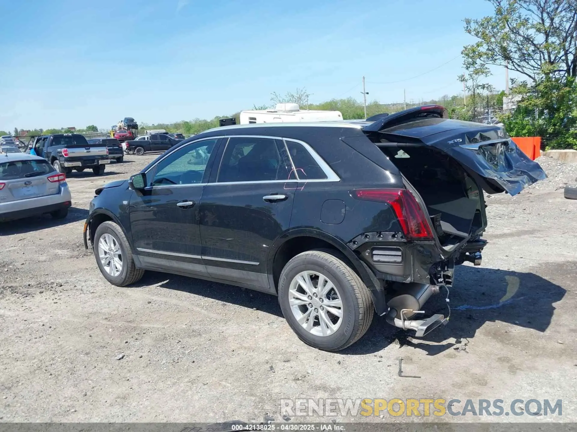 3 fotografías del automóvil dañado 1GYKNAR43RZ725293 CADILLAC XT5 2024
