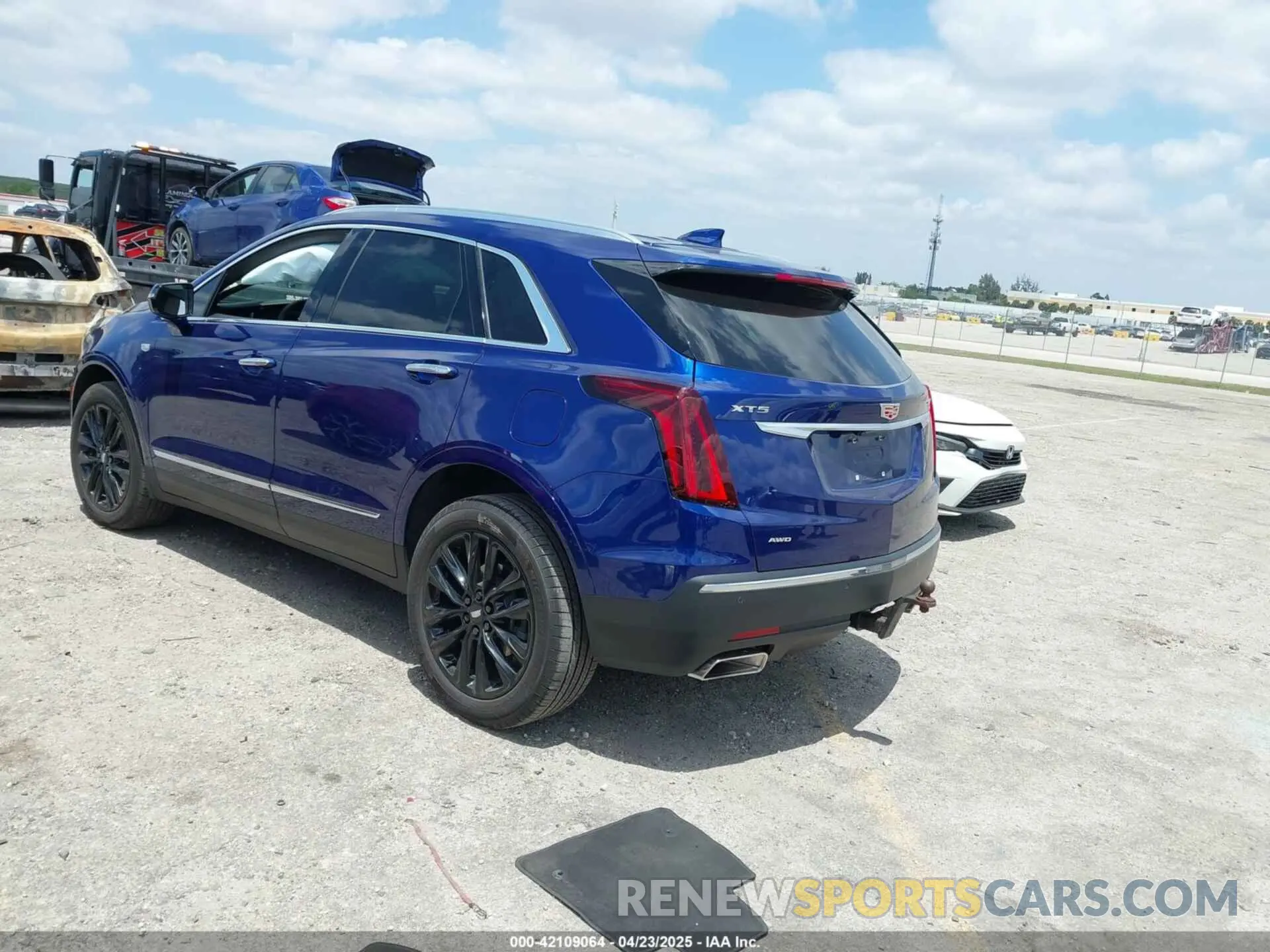 3 fotografías del automóvil dañado 1GYKNBR41RZ755169 CADILLAC XT5 2024