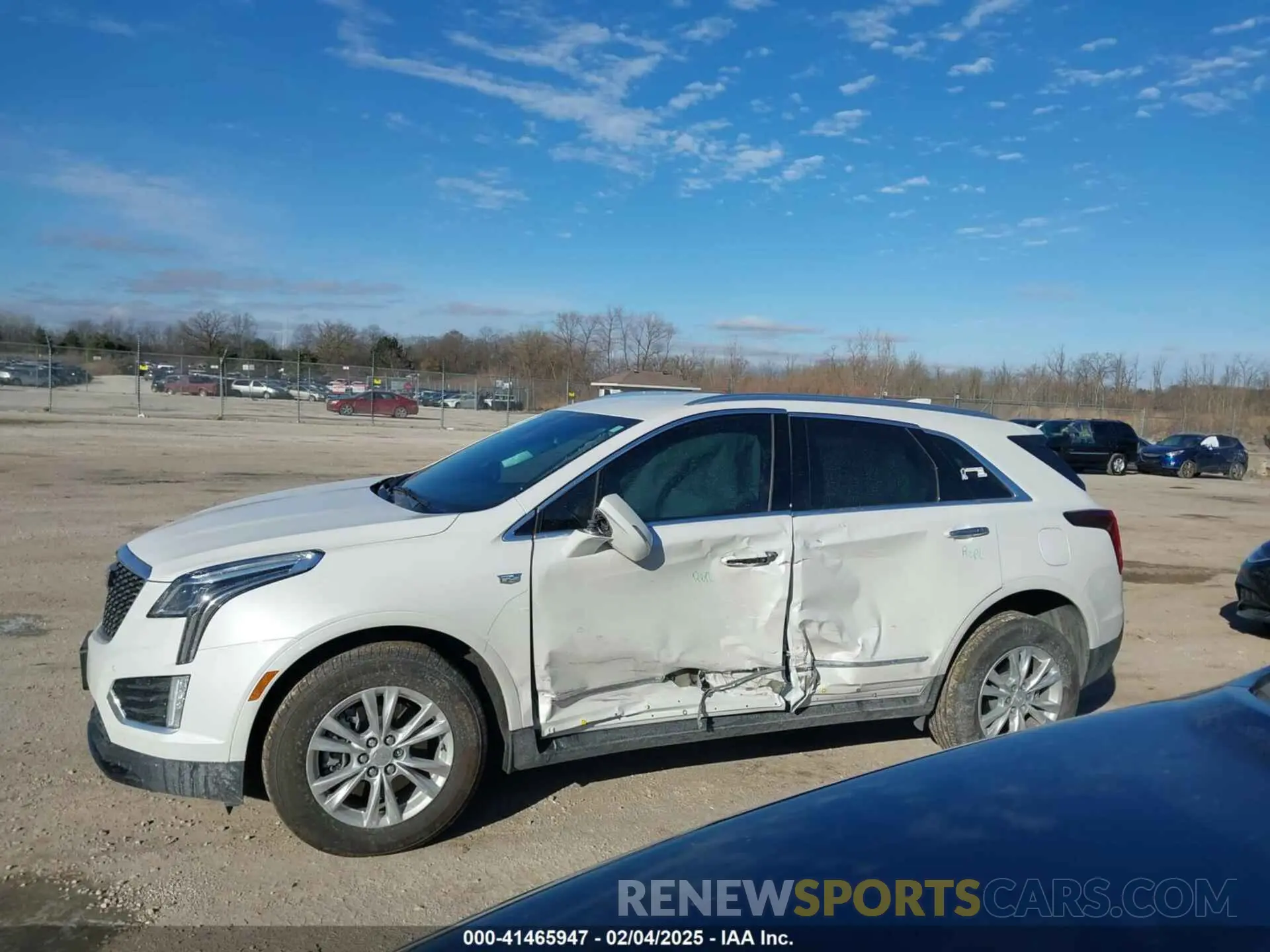 14 fotografías del automóvil dañado 1GYKNBR4XRZ713261 CADILLAC XT5 2024