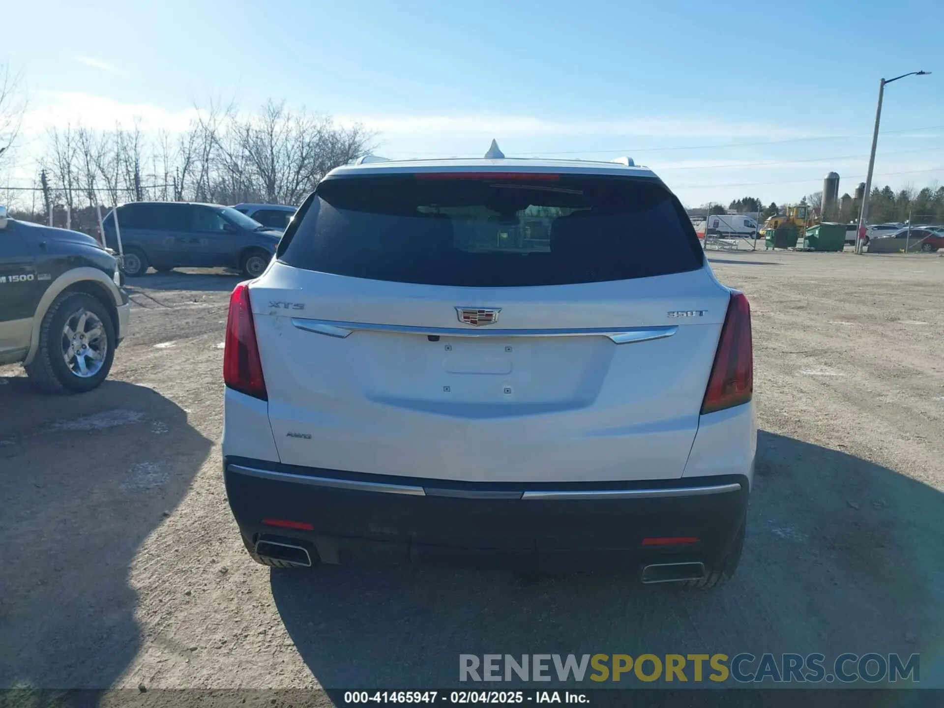 16 fotografías del automóvil dañado 1GYKNBR4XRZ713261 CADILLAC XT5 2024