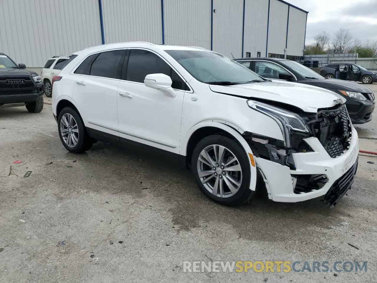 4 fotografías del automóvil dañado 1GYKNCR45RZ708894 CADILLAC XT5 2024