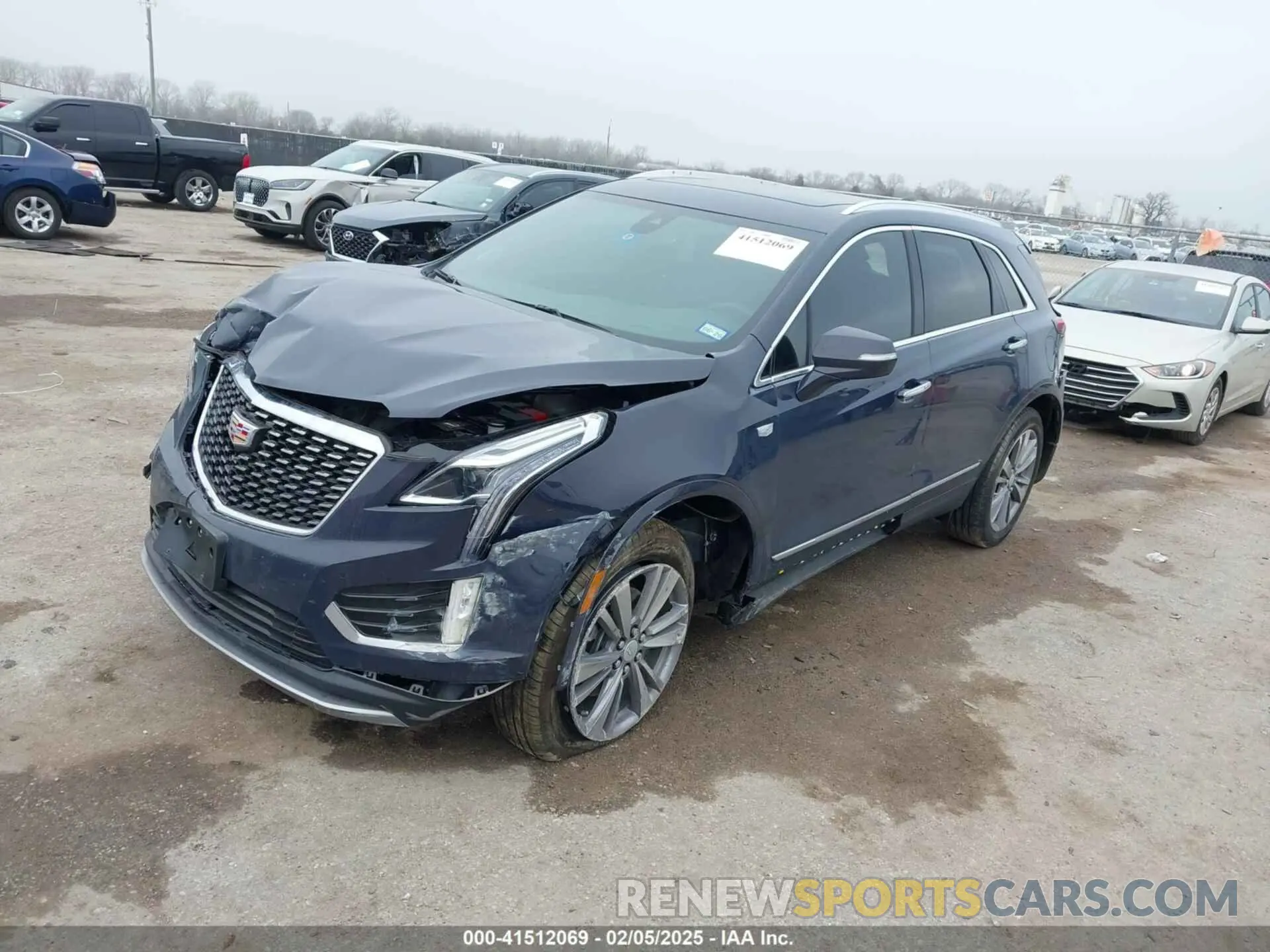 2 fotografías del automóvil dañado 1GYKNCR47RZ755652 CADILLAC XT5 2024