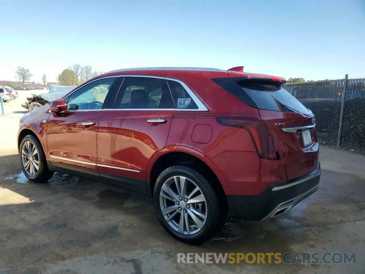 2 fotografías del automóvil dañado 1GYKNCRS0RZ713659 CADILLAC XT5 2024