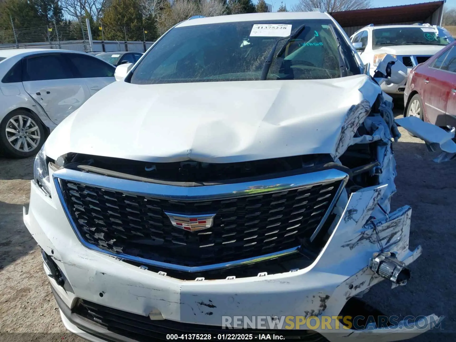 12 fotografías del automóvil dañado 1GYKNCRS2RZ743715 CADILLAC XT5 2024