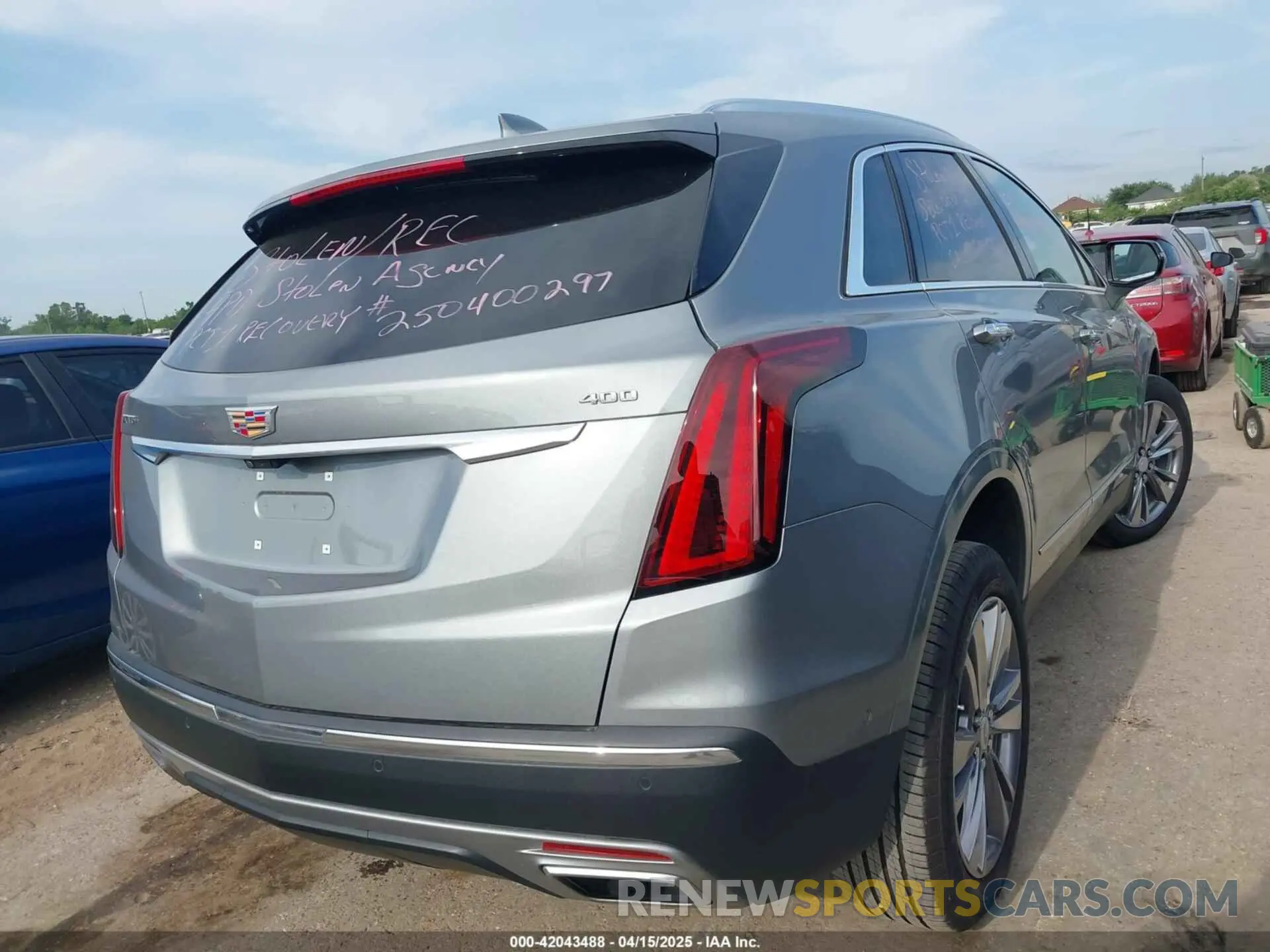 4 fotografías del automóvil dañado 1GYKNCRS3RZ759163 CADILLAC XT5 2024