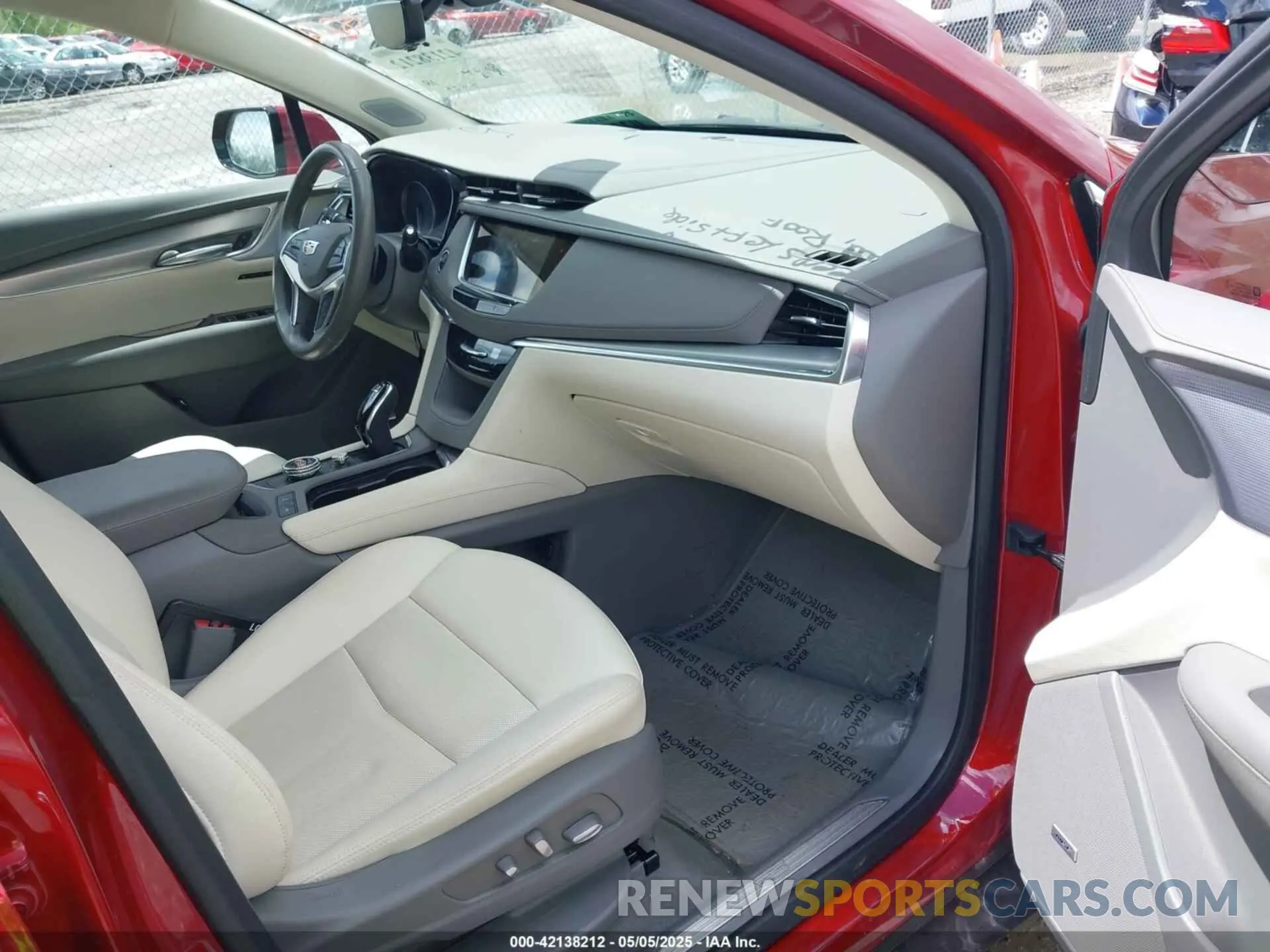 5 fotografías del automóvil dañado 1GYKNCRS9RZ725292 CADILLAC XT5 2024