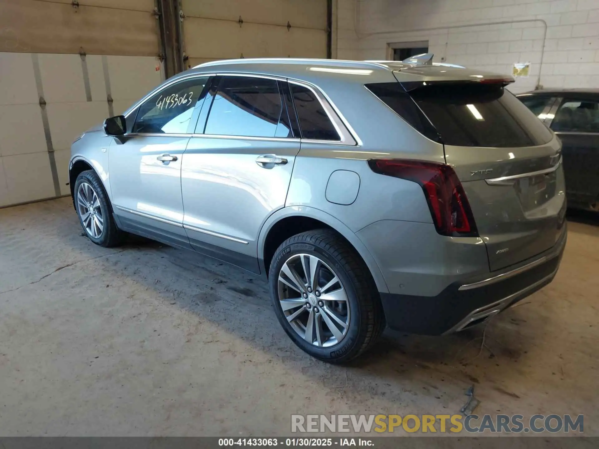 3 fotografías del automóvil dañado 1GYKNDR43RZ757968 CADILLAC XT5 2024