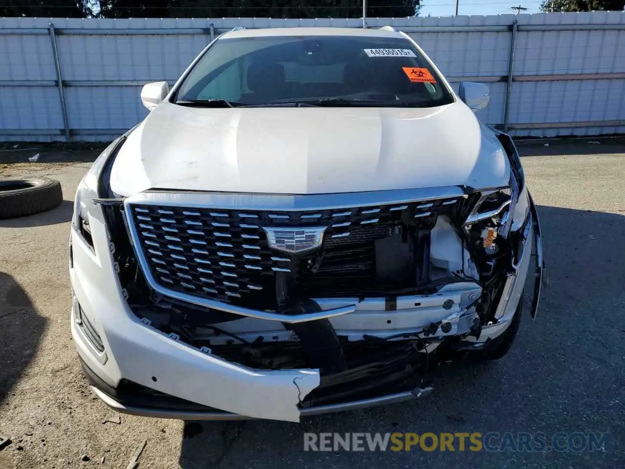5 fotografías del automóvil dañado 1GYKNDR49RZ707687 CADILLAC XT5 2024