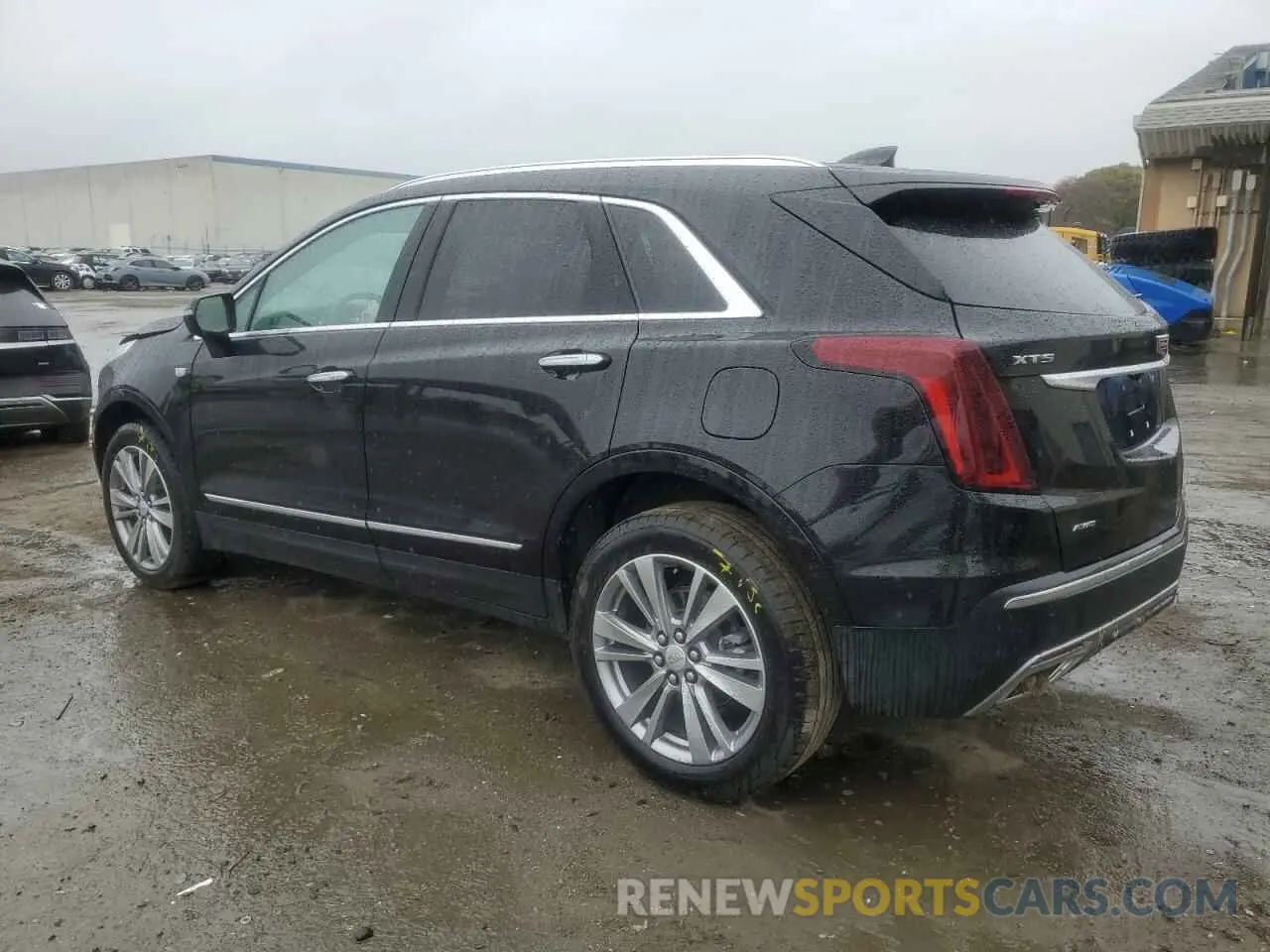 2 fotografías del automóvil dañado 1GYKNDRS2RZ715788 CADILLAC XT5 2024