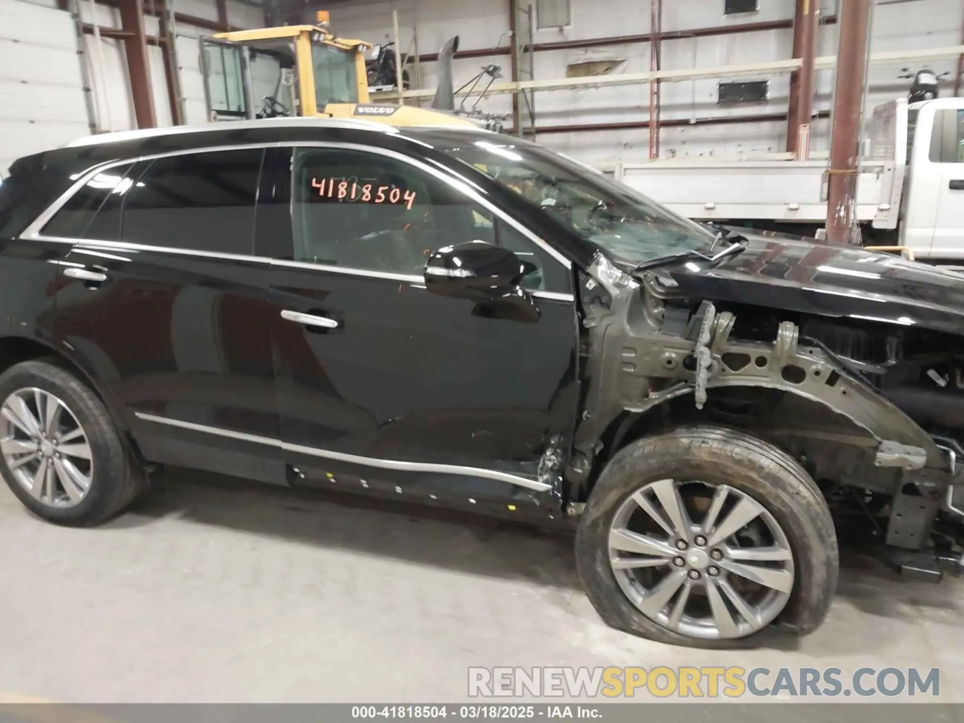 14 fotografías del automóvil dañado 1GYKNDRS6RZ720640 CADILLAC XT5 2024