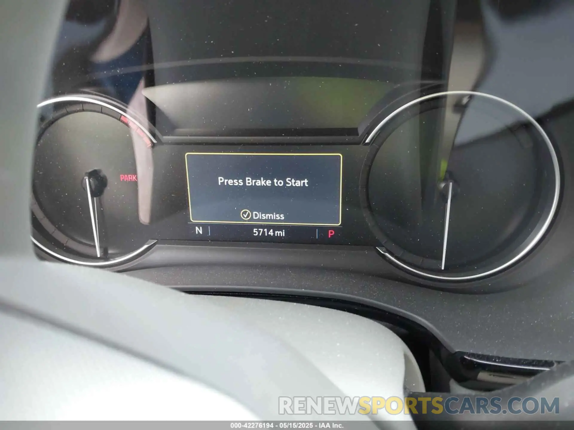 16 fotografías del automóvil dañado 1GYKNDRS6RZ728334 CADILLAC XT5 2024