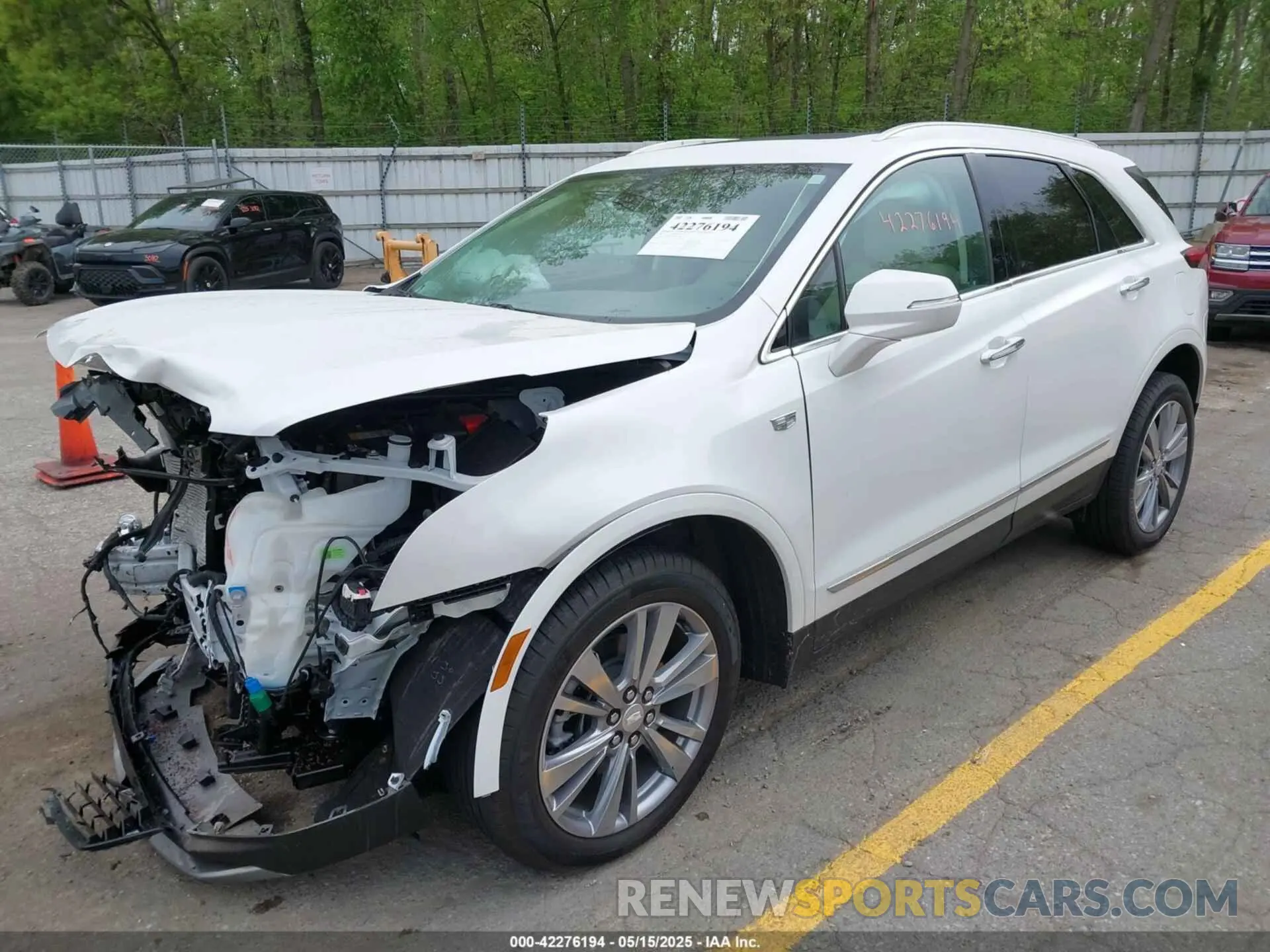 2 fotografías del automóvil dañado 1GYKNDRS6RZ728334 CADILLAC XT5 2024