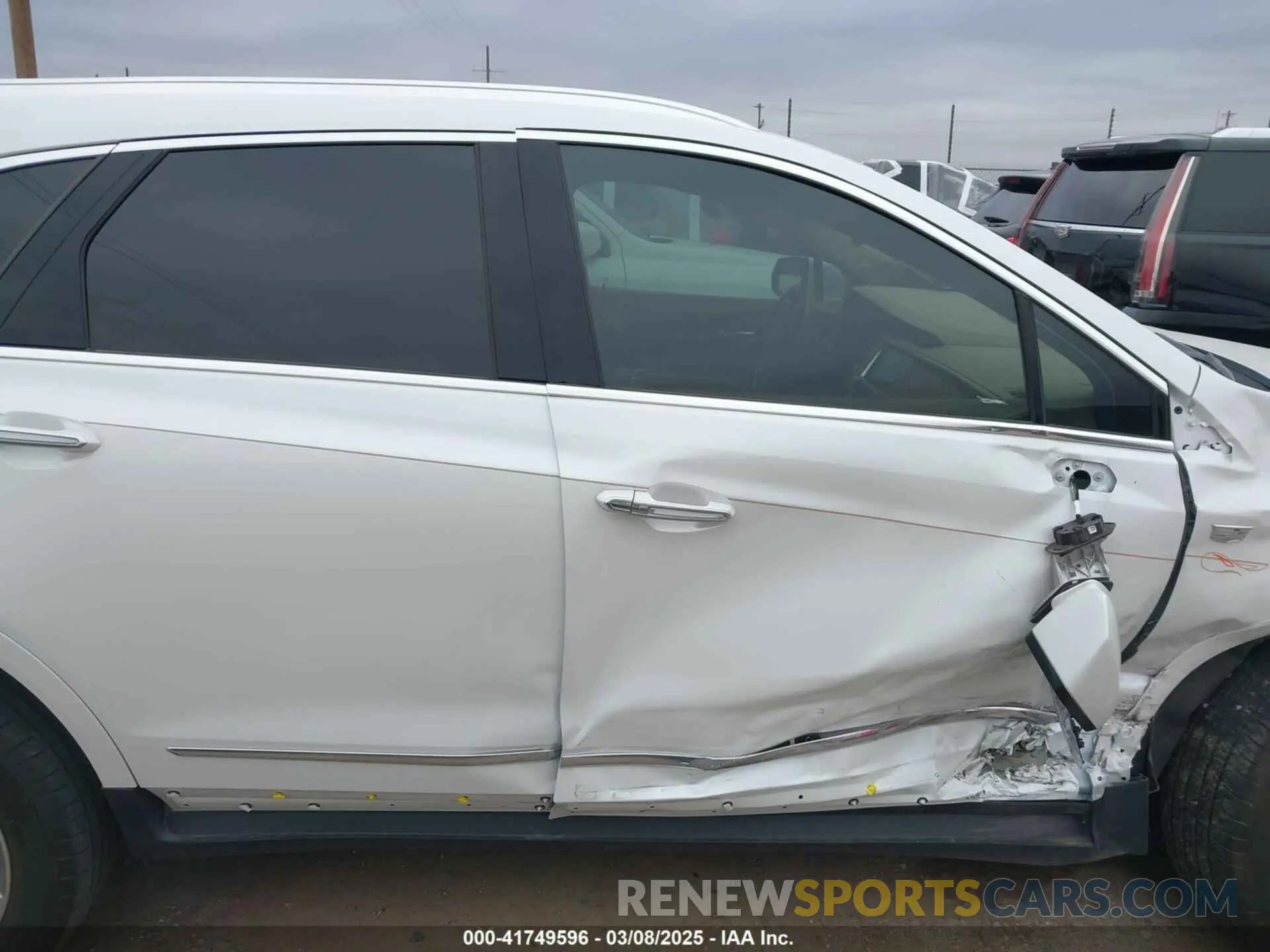 13 fotografías del automóvil dañado 1GYKNERSXRZ707816 CADILLAC XT5 2024