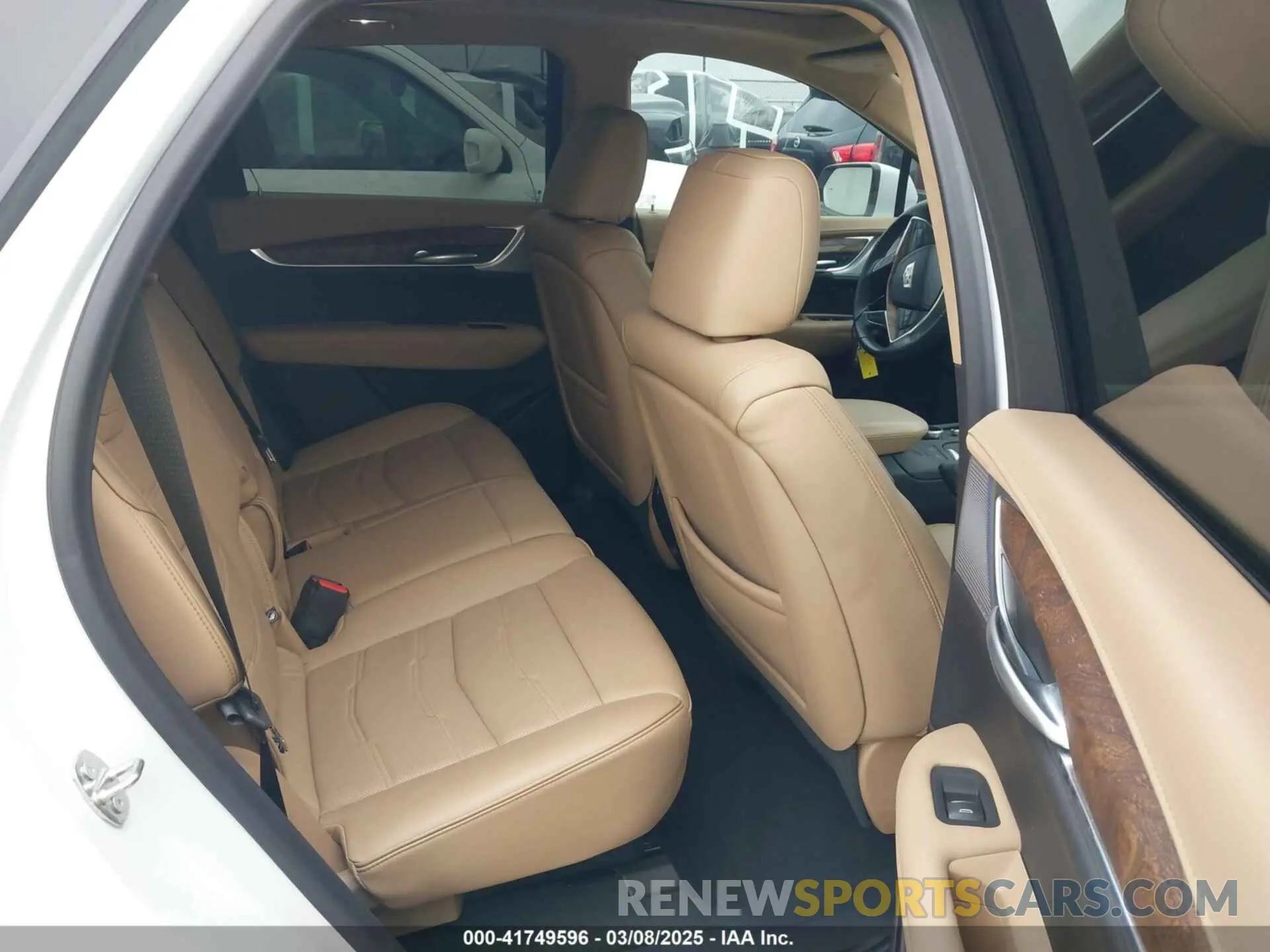 8 fotografías del automóvil dañado 1GYKNERSXRZ707816 CADILLAC XT5 2024