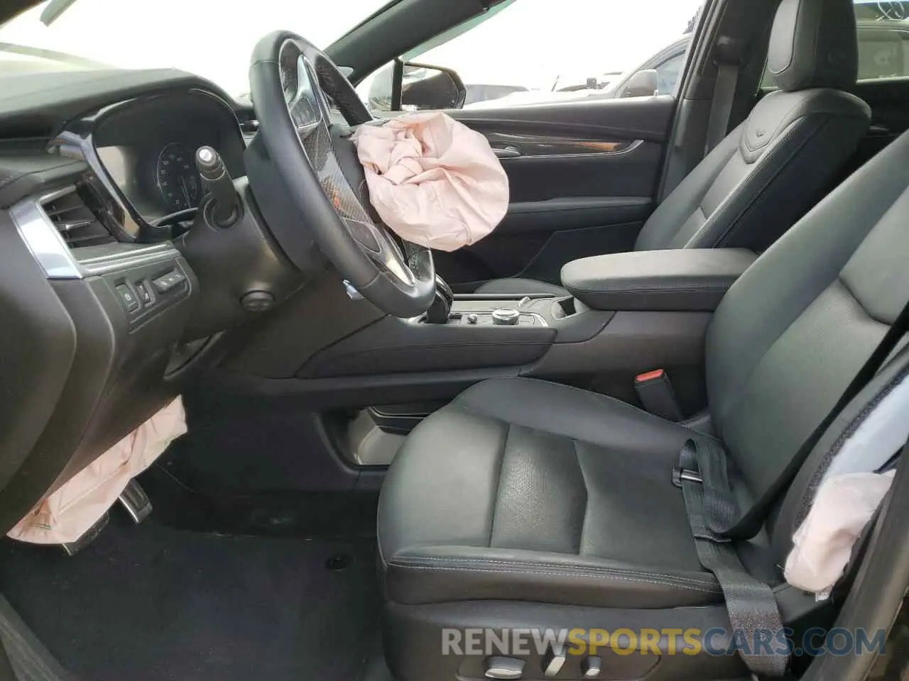 7 fotografías del automóvil dañado 1GYKNGRS1RZ711359 CADILLAC XT5 2024