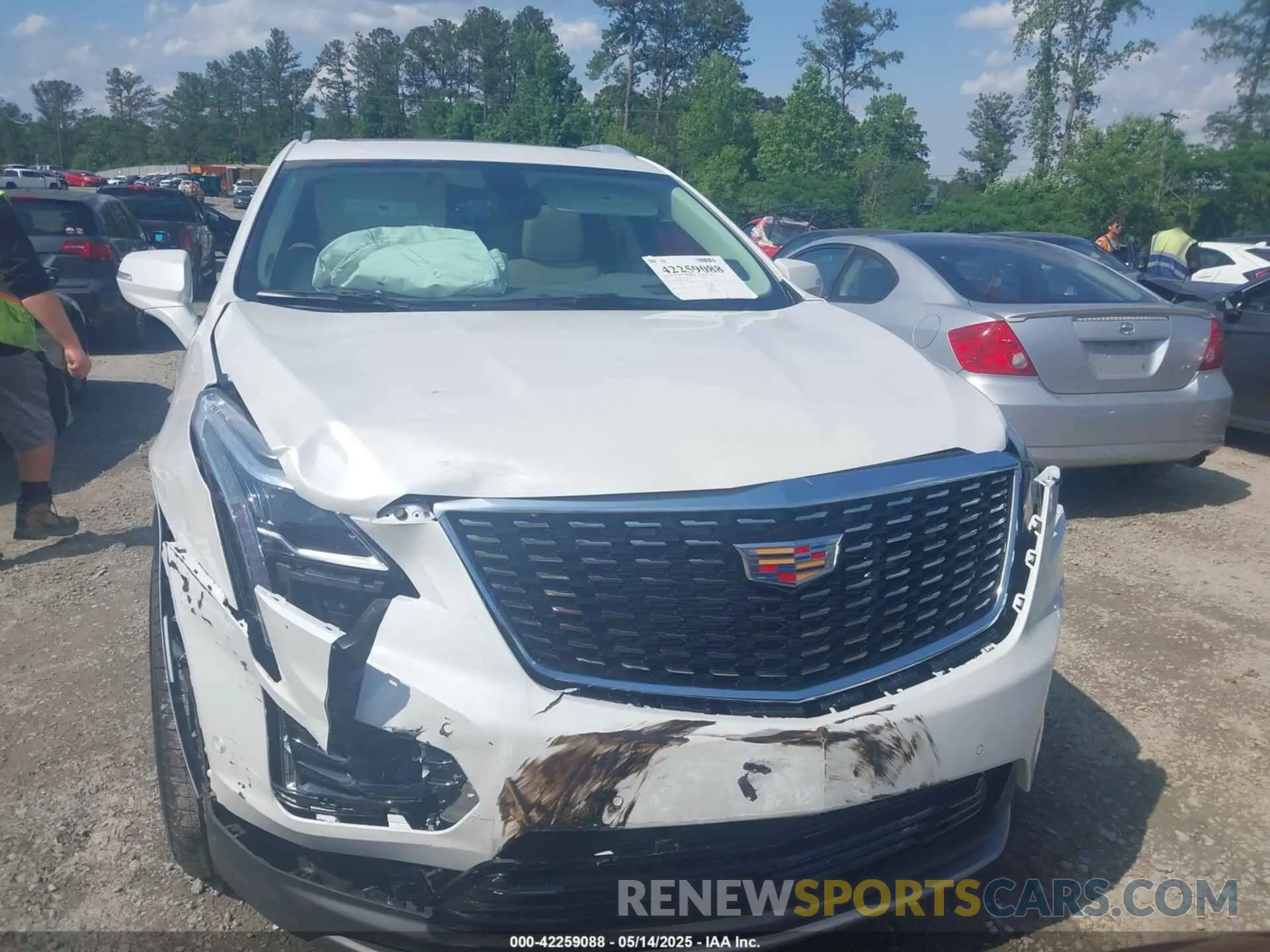 12 fotografías del automóvil dañado 1GYKNCRS0SZ132653 CADILLAC XT5 2025