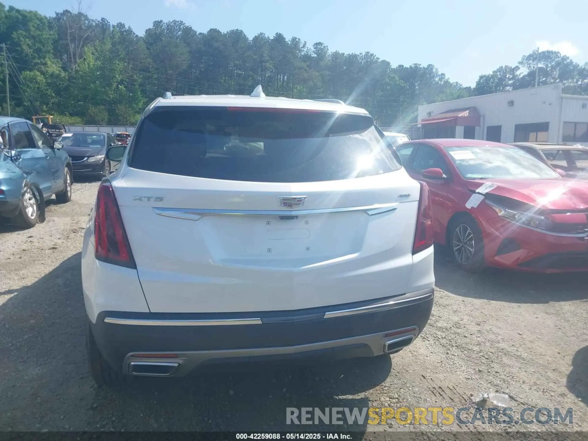 16 fotografías del automóvil dañado 1GYKNCRS0SZ132653 CADILLAC XT5 2025