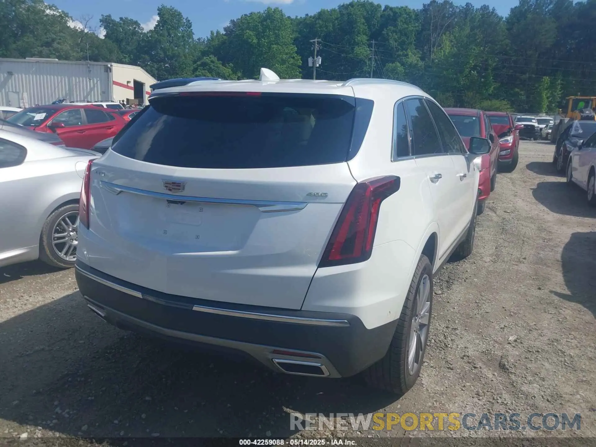 4 fotografías del automóvil dañado 1GYKNCRS0SZ132653 CADILLAC XT5 2025