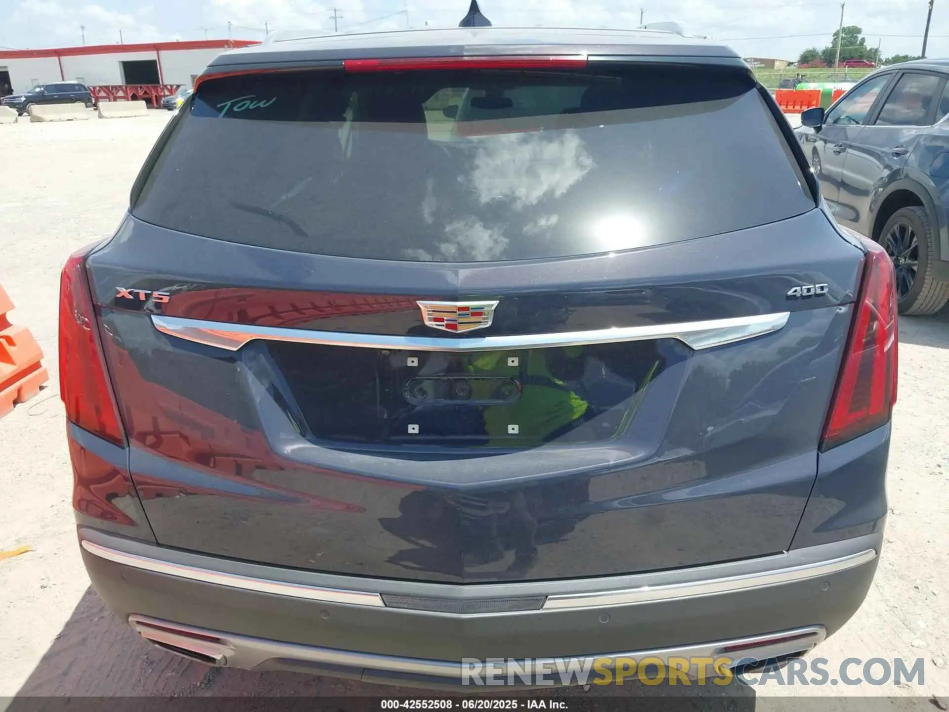 16 fotografías del automóvil dañado 1GYKNCRS2SZ119757 CADILLAC XT5 2025
