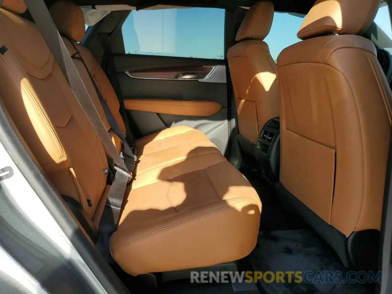 12 fotografías del automóvil dañado 1GYKNDR45SZ137113 CADILLAC XT5 2025