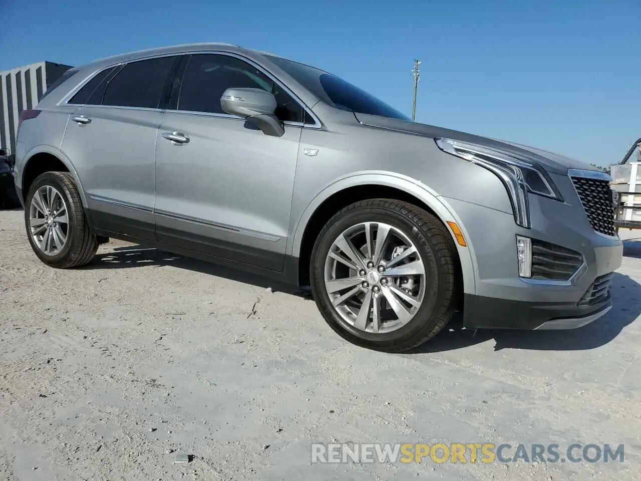 4 fotografías del automóvil dañado 1GYKNDR45SZ137113 CADILLAC XT5 2025