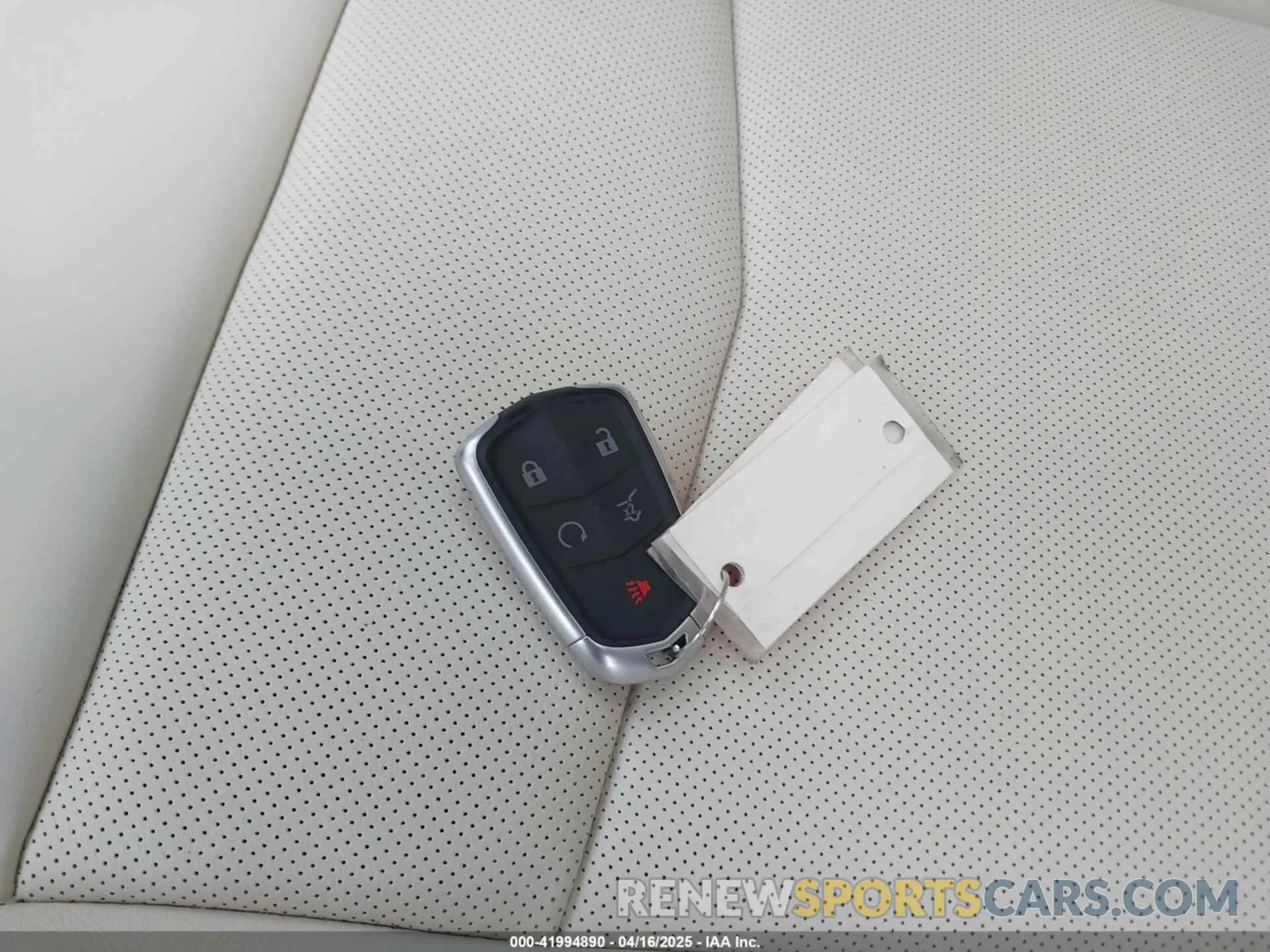 11 fotografías del automóvil dañado 1GYKNDRS2SZ114354 CADILLAC XT5 2025