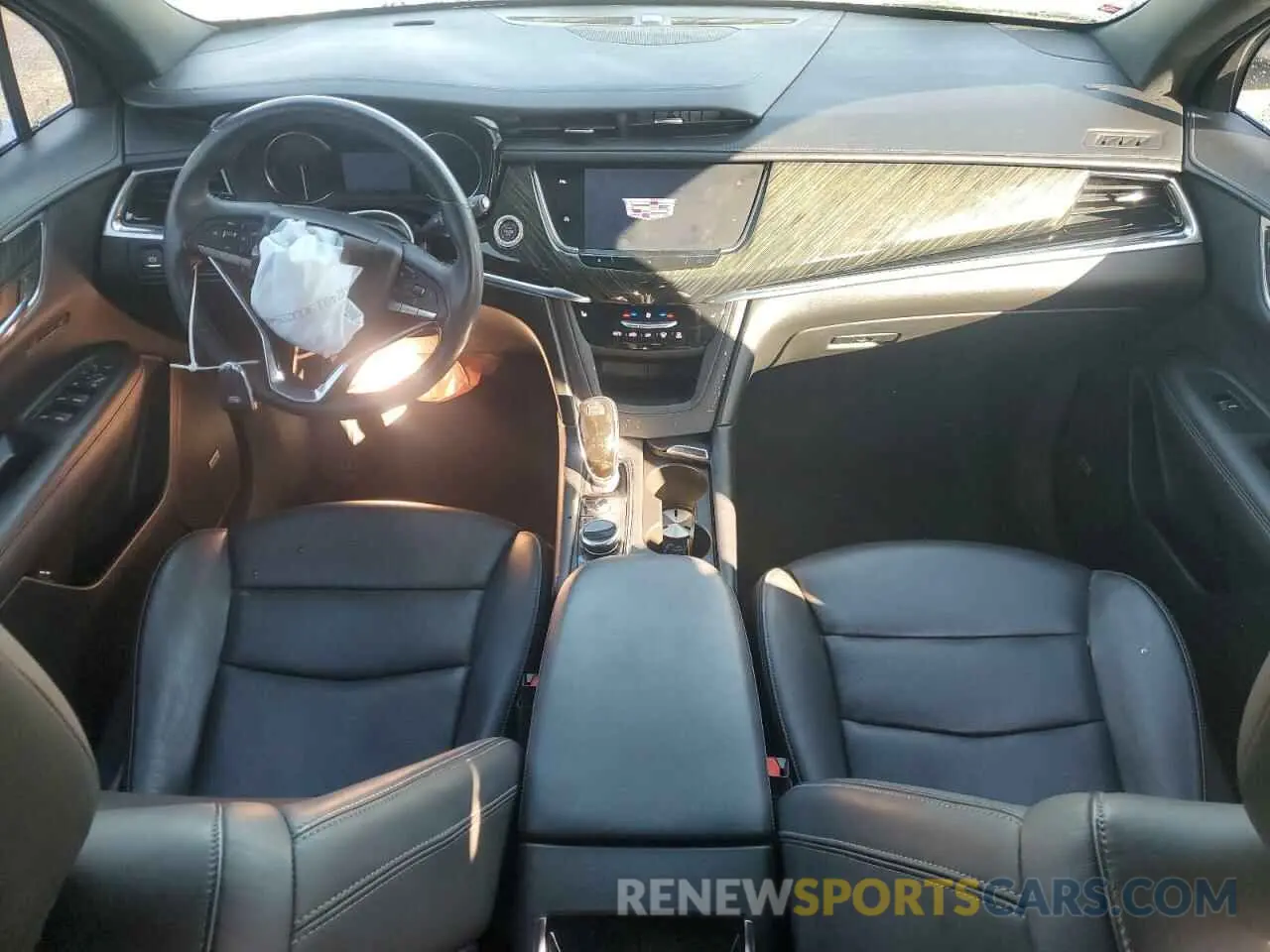 8 fotografías del automóvil dañado 1GYKPCRS5LZ184078 CADILLAC XT6 2020