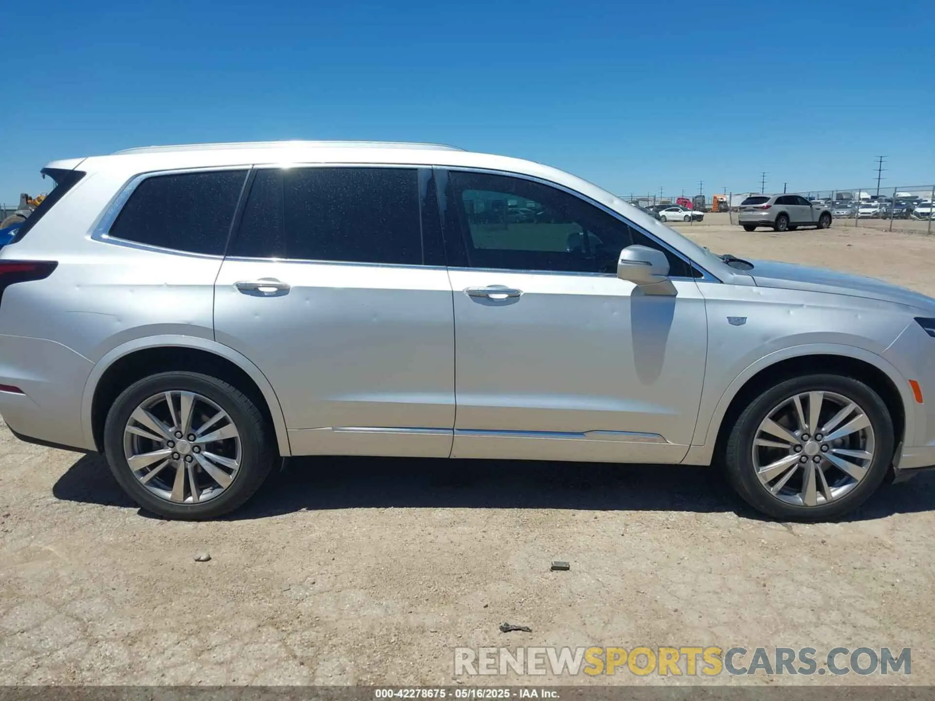 13 fotografías del automóvil dañado 1GYKPCRS7LZ104392 CADILLAC XT6 2020