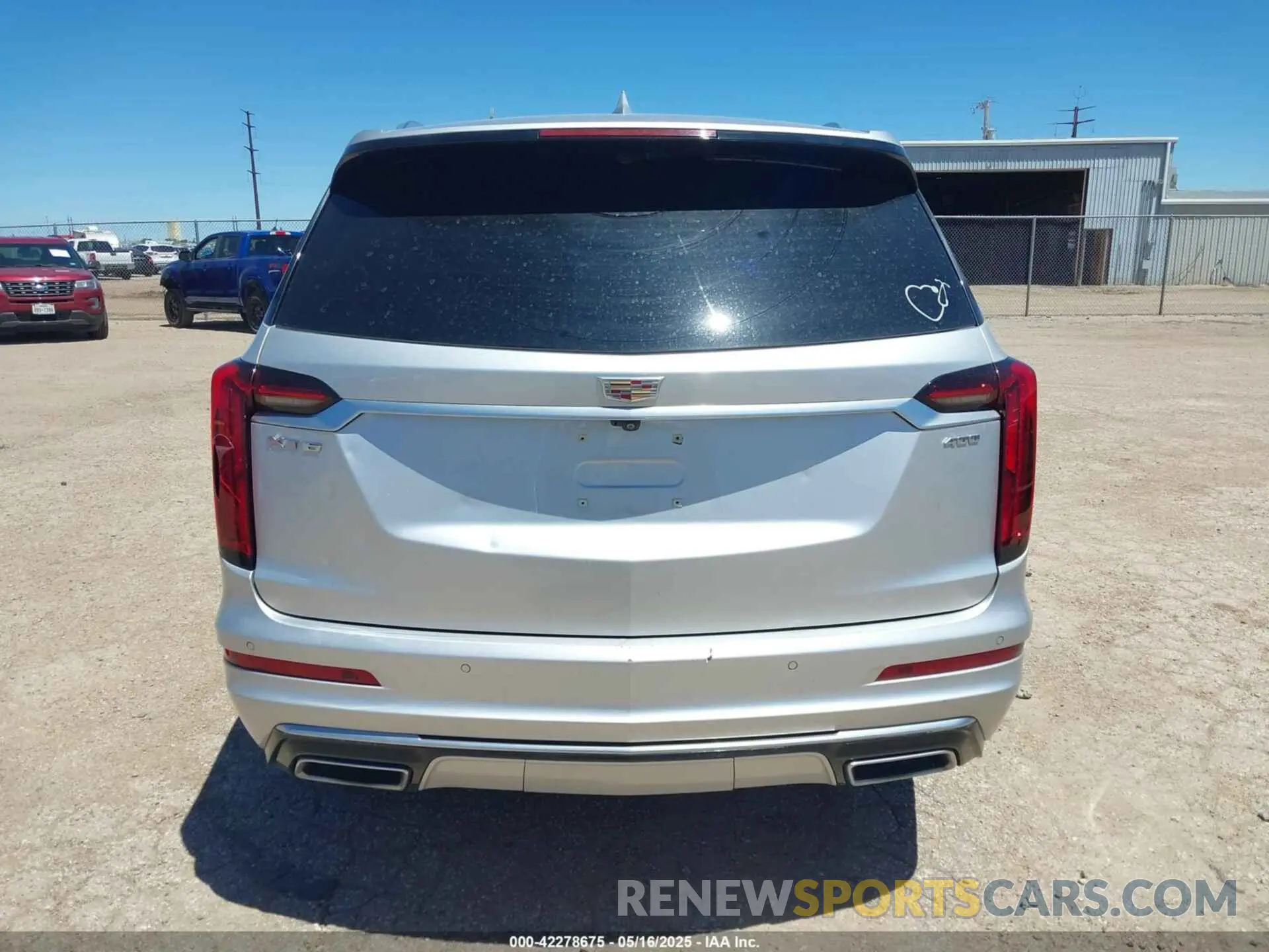 16 fotografías del automóvil dañado 1GYKPCRS7LZ104392 CADILLAC XT6 2020