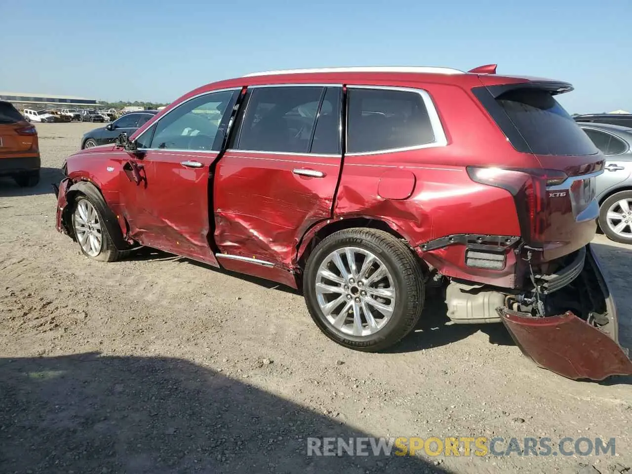 2 fotografías del automóvil dañado 1GYKPCRSXLZ101003 CADILLAC XT6 2020