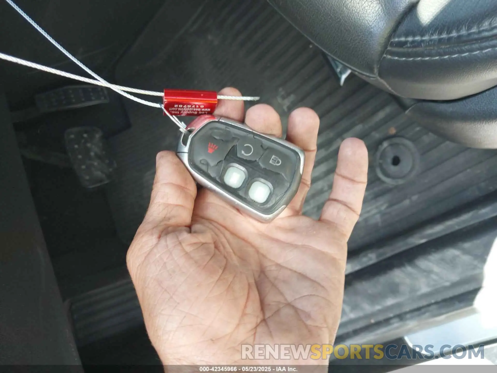 11 fotografías del automóvil dañado 1GYKPDRS2LZ147317 CADILLAC XT6 2020
