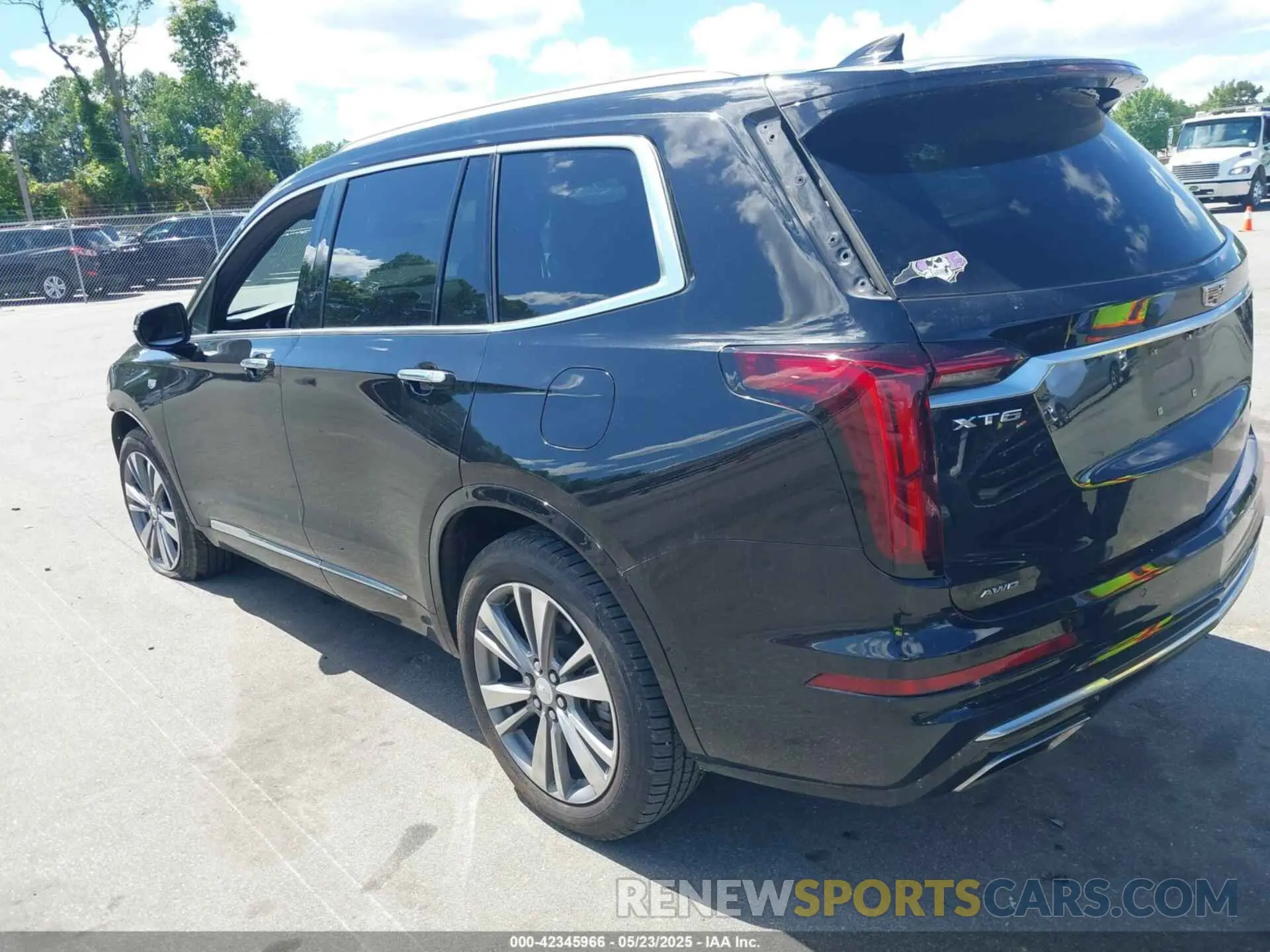 3 fotografías del automóvil dañado 1GYKPDRS2LZ147317 CADILLAC XT6 2020