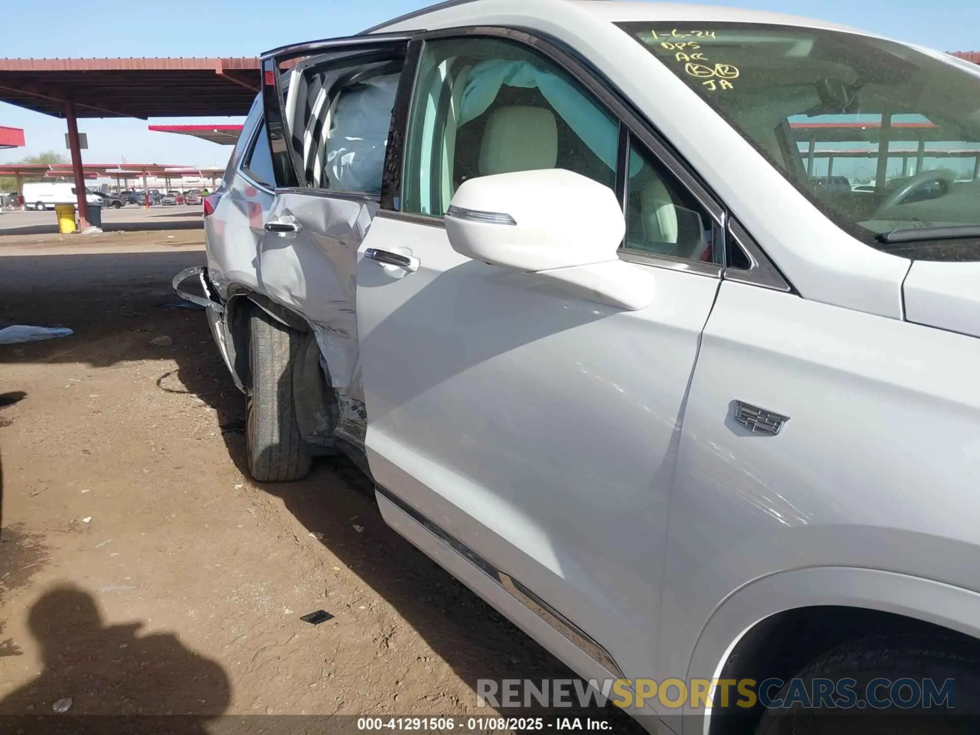 13 fotografías del automóvil dañado 1GYKPDRSXLZ236536 CADILLAC XT6 2020