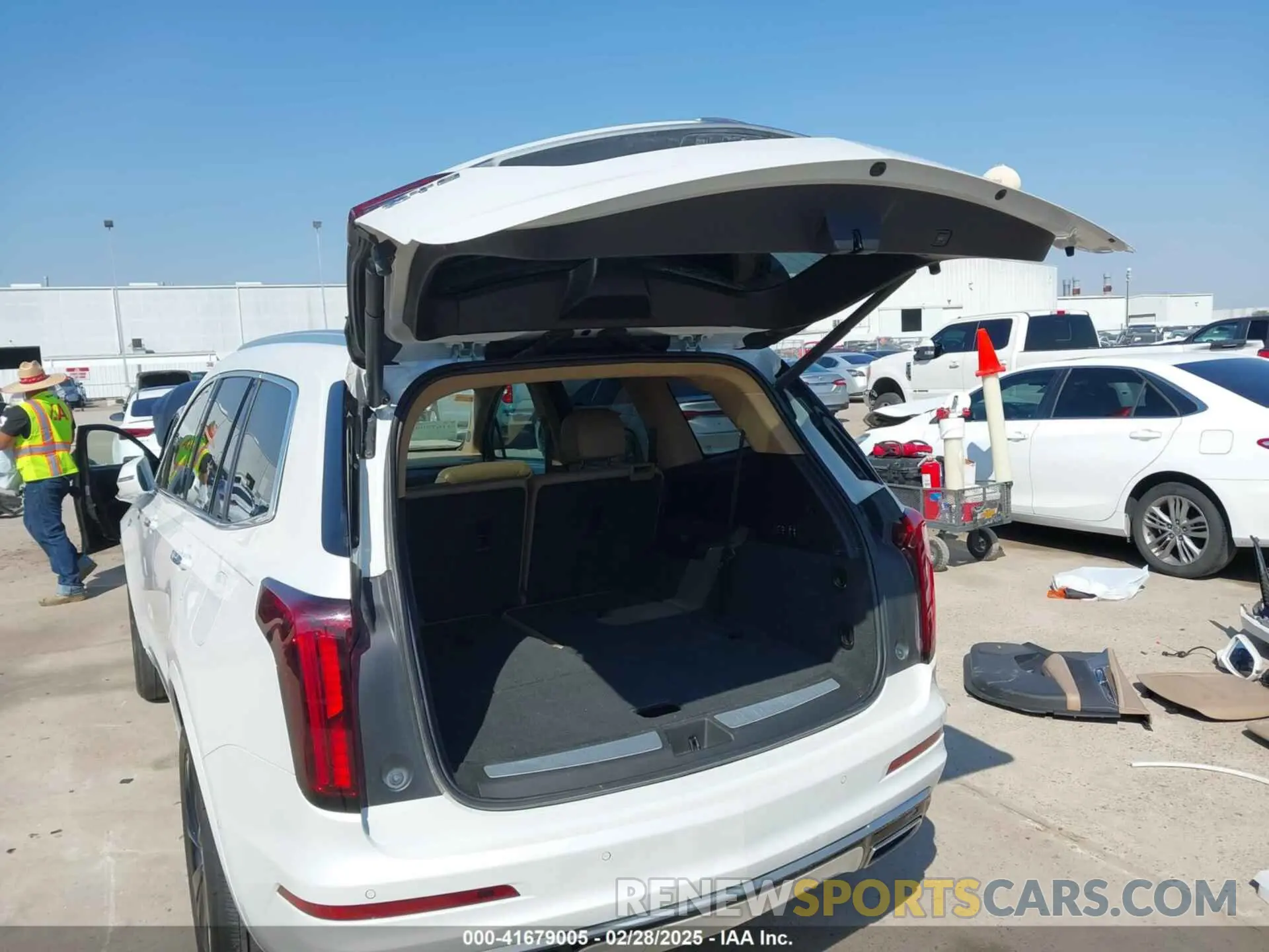 18 fotografías del automóvil dañado 1GYKPERS1LZ103976 CADILLAC XT6 2020
