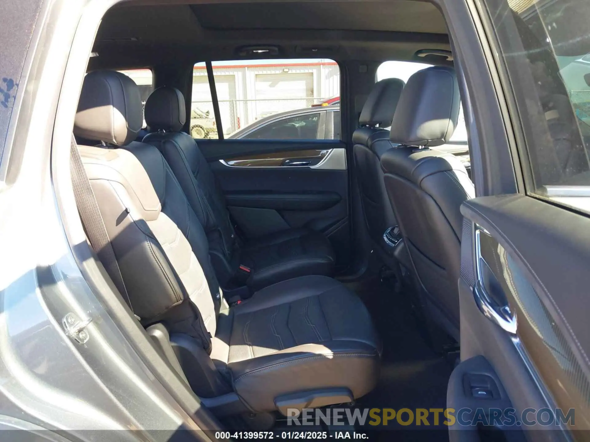 8 fotografías del automóvil dañado 1GYKPFRS2LZ232010 CADILLAC XT6 2020