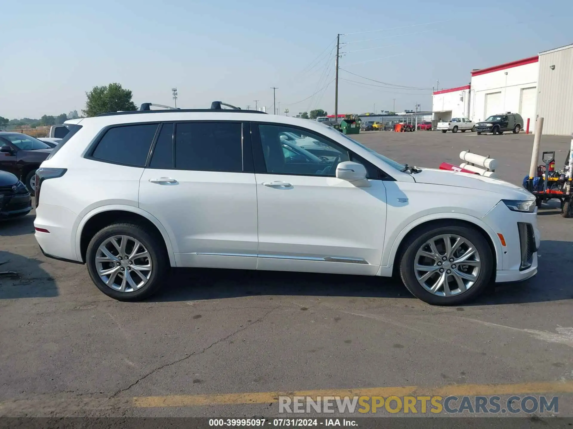 13 fotografías del automóvil dañado 1GYKPGRS5LZ115883 CADILLAC XT6 2020