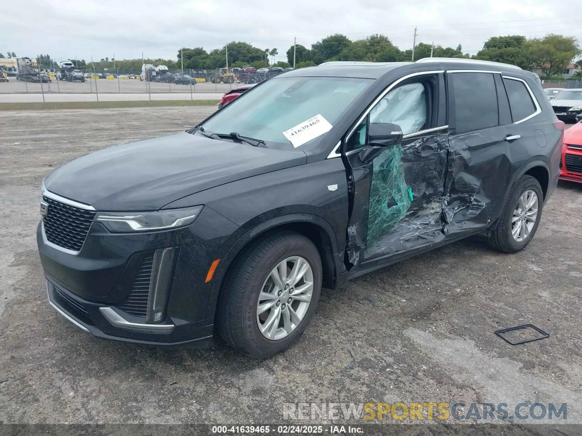 2 fotografías del automóvil dañado 1GYKPAR48MZ171154 CADILLAC XT6 2021