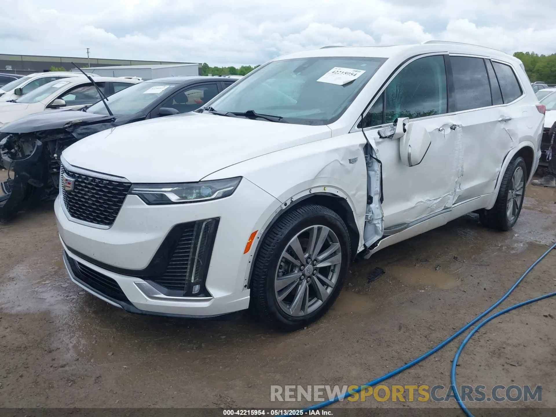 2 fotografías del automóvil dañado 1GYKPDRS0MZ141453 CADILLAC XT6 2021