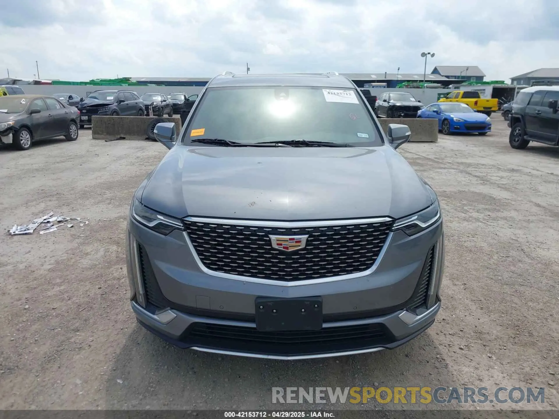 12 fotografías del automóvil dañado 1GYKPAR43NZ120470 CADILLAC XT6 2022